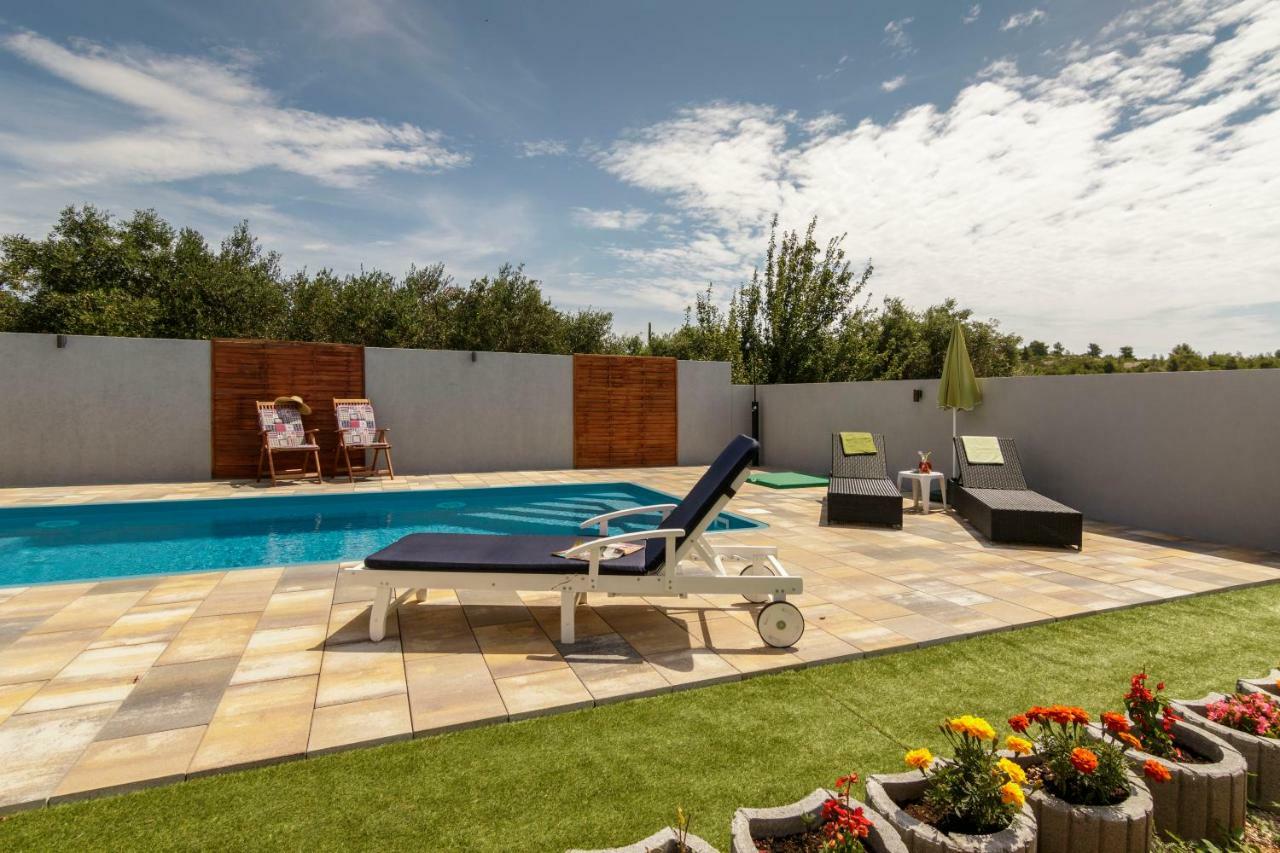 Apartments Mardesic Komiža المظهر الخارجي الصورة