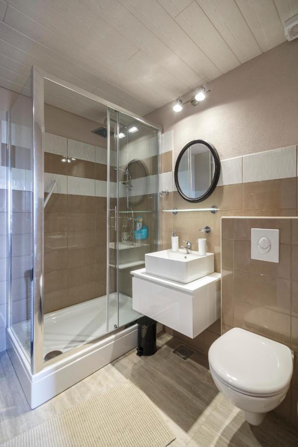 Apartments Mardesic Komiža المظهر الخارجي الصورة
